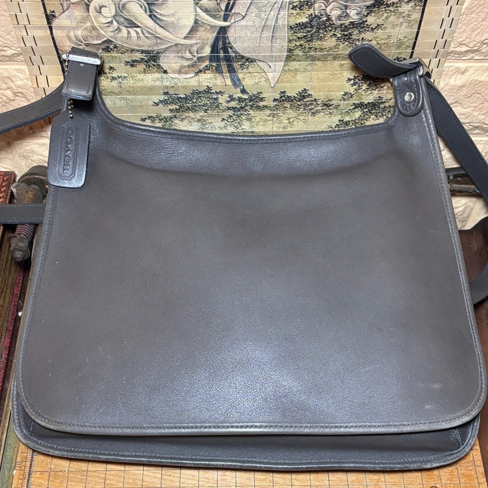Coach Hippie Flap 9134 Vintage Grey Leather Shoulder Bag Crossbody Adj. Strap - Picture 9 of 17
